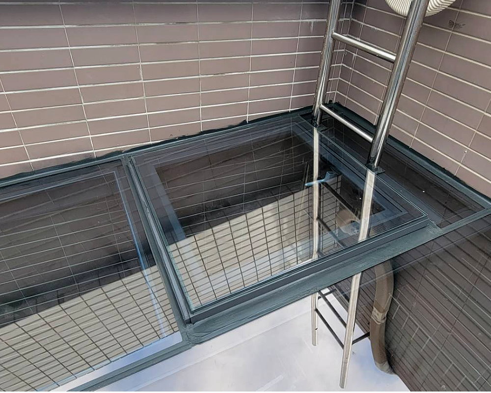 H鋼玻璃遮雨棚-宏誌鋁門窗